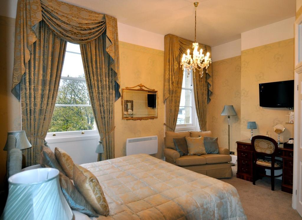 Willoughby House Hotel & Apartments Cheltenham Habitación foto